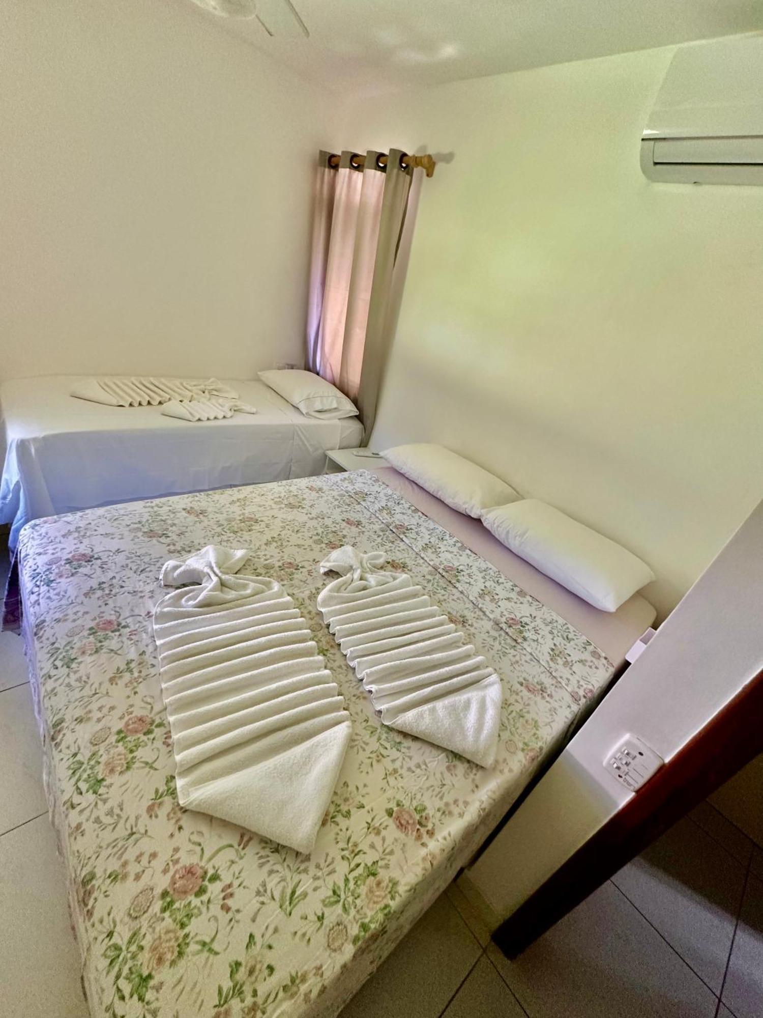 Camassari Flat Guarajuba 4 Quartos Terreo A Beira Mar - Pe Na Areia - Governanca Com Arrumadeira E Wi Fi Inclusos מראה חיצוני תמונה