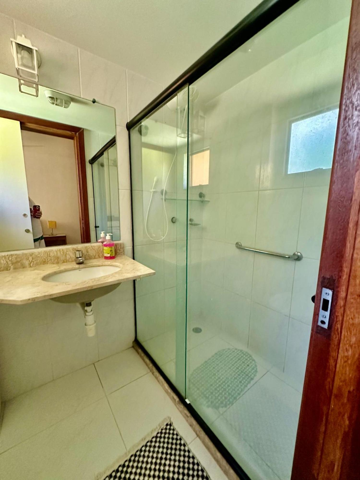 Camassari Flat Guarajuba 4 Quartos Terreo A Beira Mar - Pe Na Areia - Governanca Com Arrumadeira E Wi Fi Inclusos מראה חיצוני תמונה